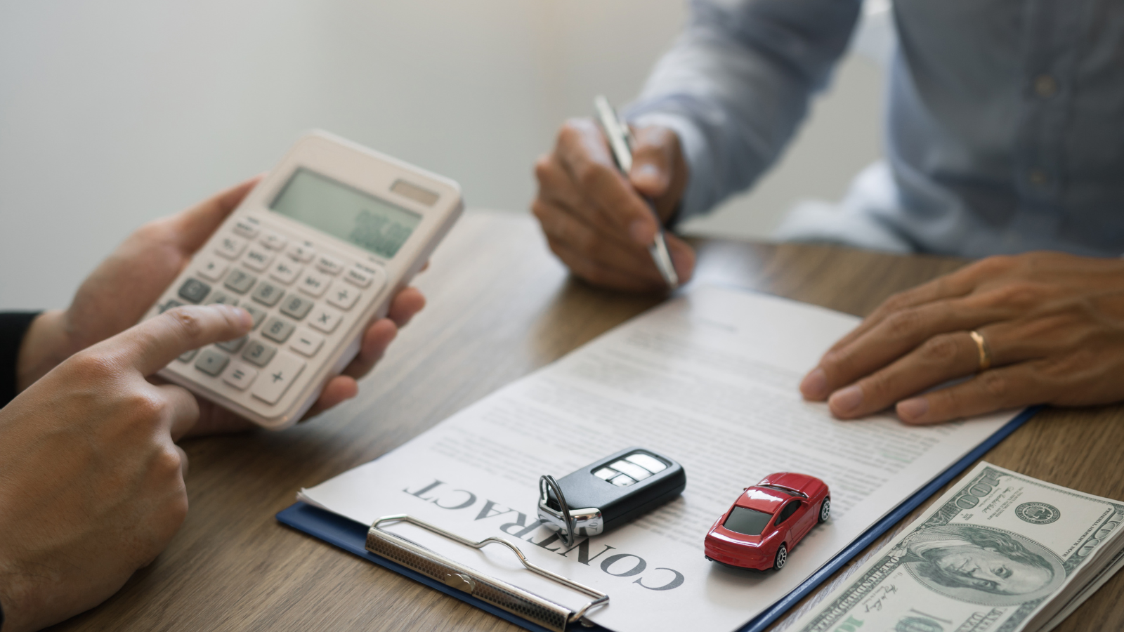 כמה עולה ביטוח רכב לשנה